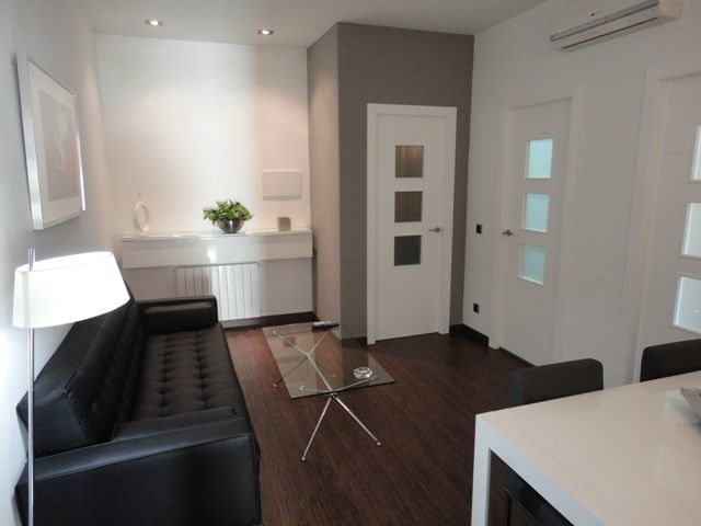 Apartamentos Alos Барселона Экстерьер фото