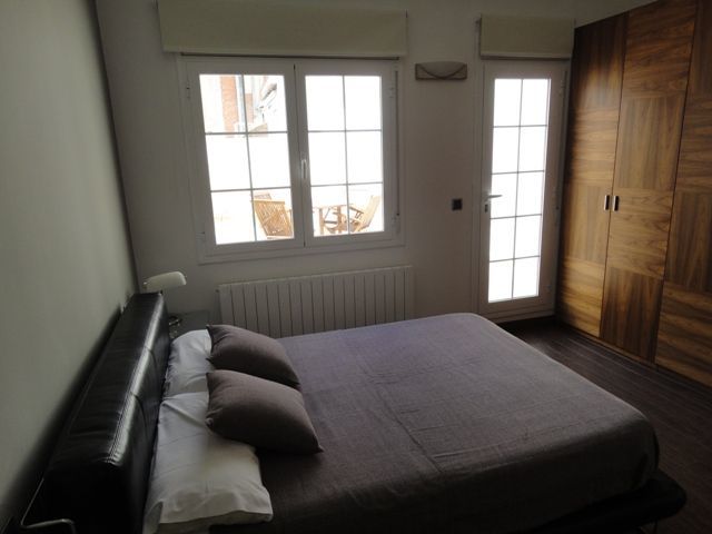 Apartamentos Alos Барселона Экстерьер фото