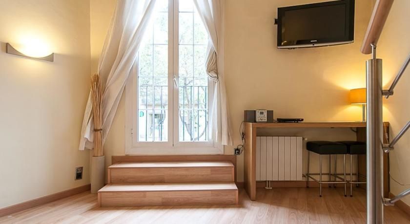 Apartamentos Alos Барселона Экстерьер фото